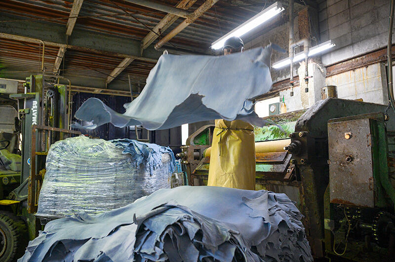 石居みさお皮革