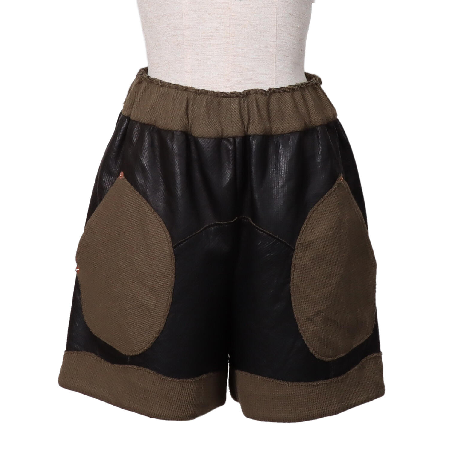 MOQUIP（モキップ）｜鹿革 切り替え レザーショートパンツ｜日本革市